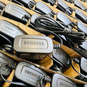 آداپتور شارژ اصلی گوشی‌های سری Galaxy S i9000 - مشکی